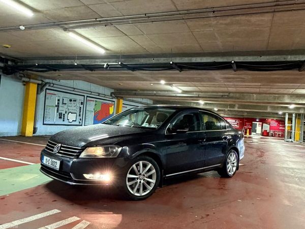 Volkswagen Passat Saloon, Diesel, 2011, Black