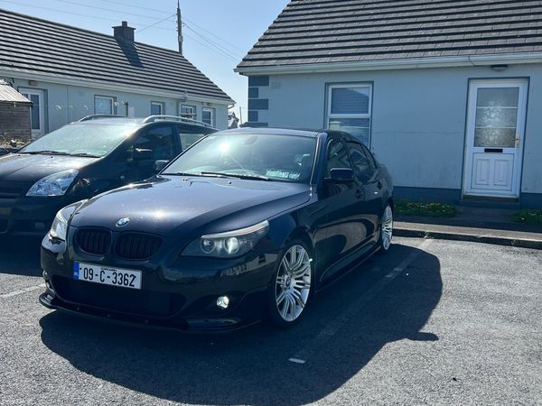 BMW 5-Series Saloon, Diesel, 2009, Black