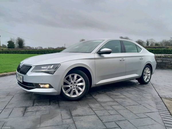 Skoda Superb Saloon, Diesel, 2019, Grey