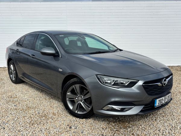 Opel Insignia Hatchback, Diesel, 2020, Grey