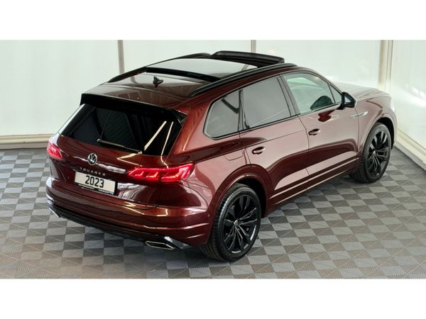 Volkswagen Touareg Estate, Diesel, 2023, Red