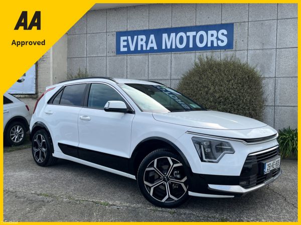 Kia Niro MPV, Petrol Plug-in Hybrid, 2025, White