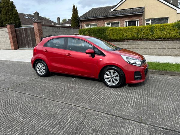 Kia Rio Hatchback, Petrol, 2016, Red