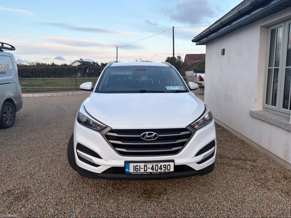 Hyundai Tucson SUV, Diesel, 2016, White