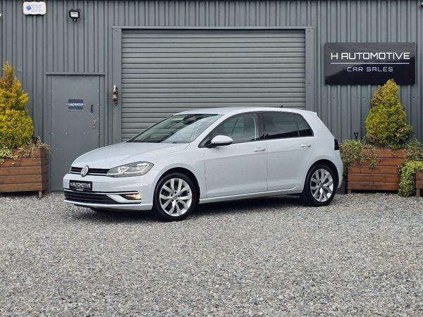 Volkswagen Golf Hatchback, Petrol, 2017, White