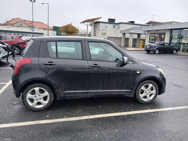 Suzuki Swift Hatchback, Petrol, 2006, Black