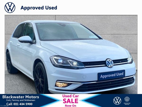 Volkswagen Golf Hatchback, Petrol, 2018, White