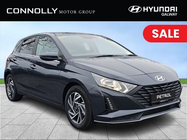 Hyundai i20 Hatchback, Petrol, 2025, Grey