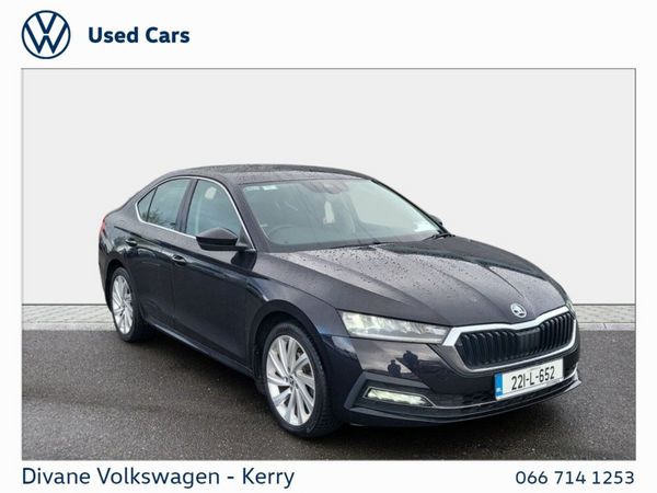 Skoda Octavia Saloon, Diesel, 2022, Black