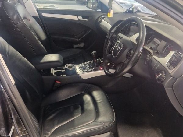 Audi A4 Saloon, Diesel, 2011, Grey