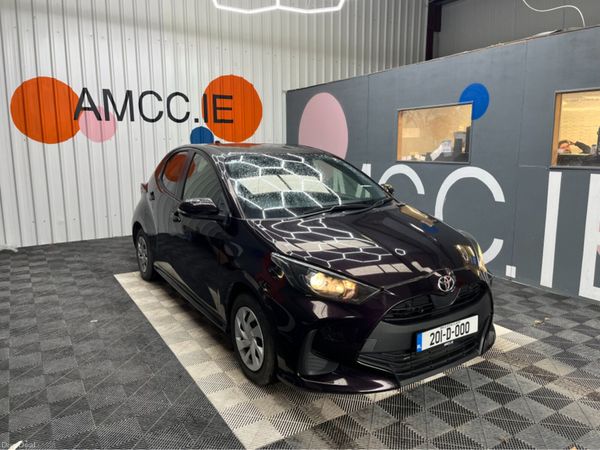 Toyota Yaris Hatchback, Petrol Hybrid, 2020, Black