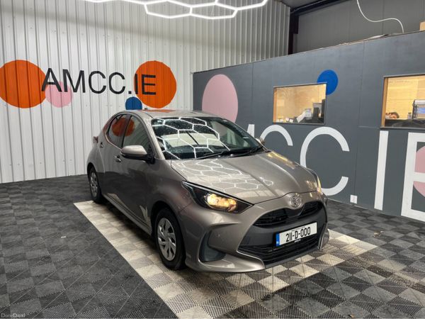 Toyota Yaris Hatchback, Petrol Hybrid, 2021, Grey