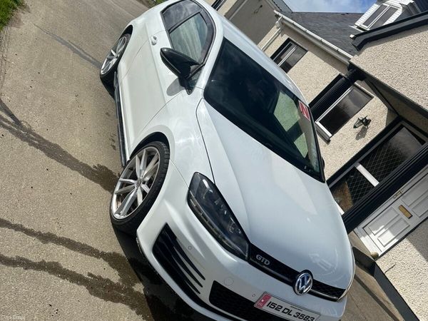 Volkswagen Golf Hatchback, Diesel, 2015, White