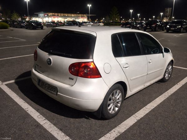 Volkswagen Golf Hatchback, Diesel, 2008, White