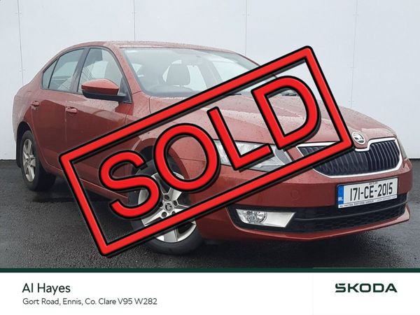 Skoda Octavia Saloon, Diesel, 2017, Red