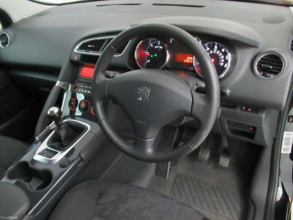 Peugeot 3008 MPV, Diesel, 2011, Grey