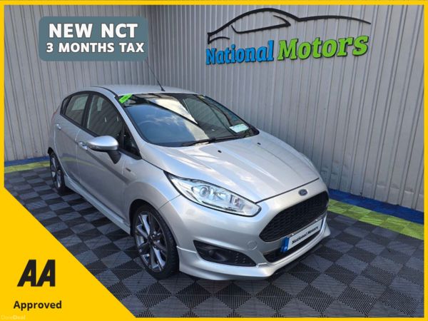 Ford Fiesta Hatchback, Petrol, 2017, Silver