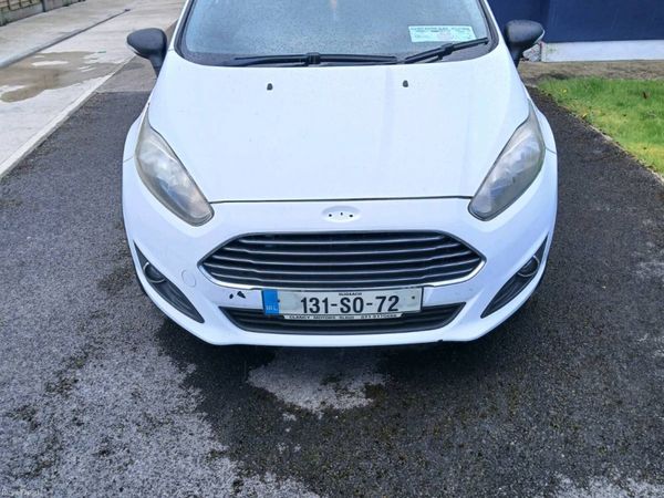Ford Fiesta Hatchback, Diesel, 2013, White