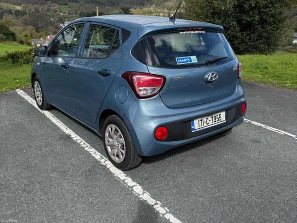 Hyundai i10 Hatchback, Petrol, 2017, Blue