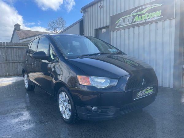 Mitsubishi Colt MPV, Petrol, 2010, Black