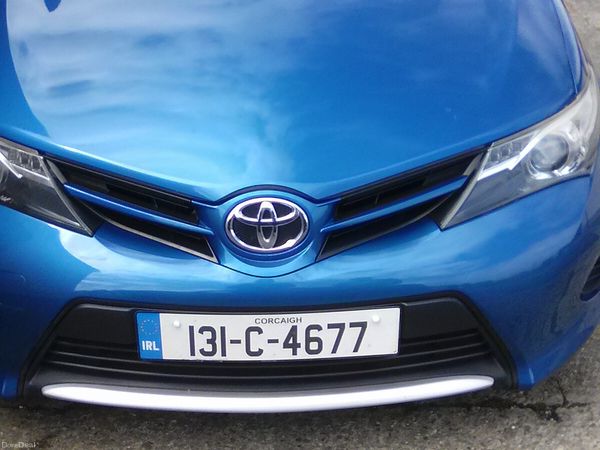Toyota Auris Hatchback, Diesel, 2013, Blue
