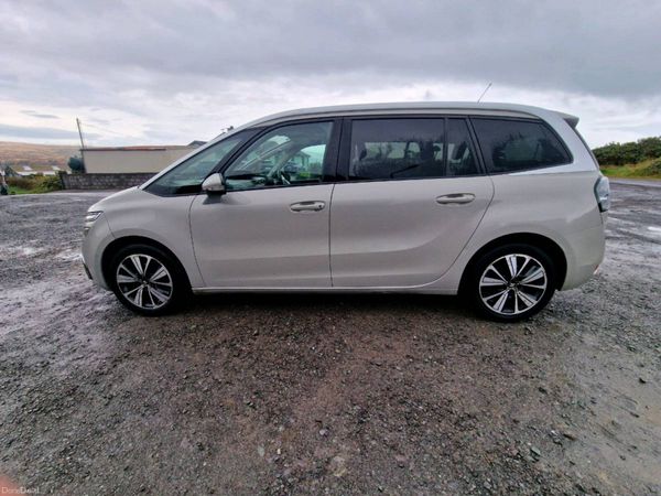Citroen C4 Hatchback, Diesel, 2017, Brown