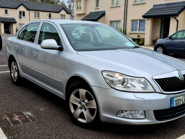 Skoda Octavia Saloon, Diesel, 2013, Silver