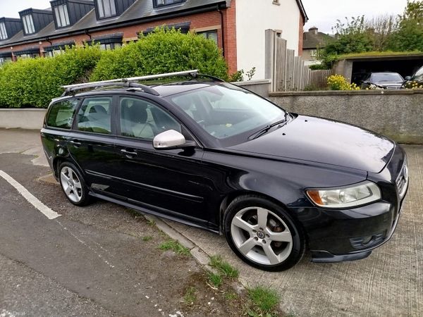 Volvo V50 Estate, Diesel, 2010, Black