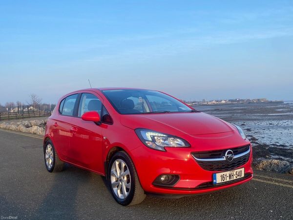 Opel Corsa Hatchback, Petrol, 2016, Red