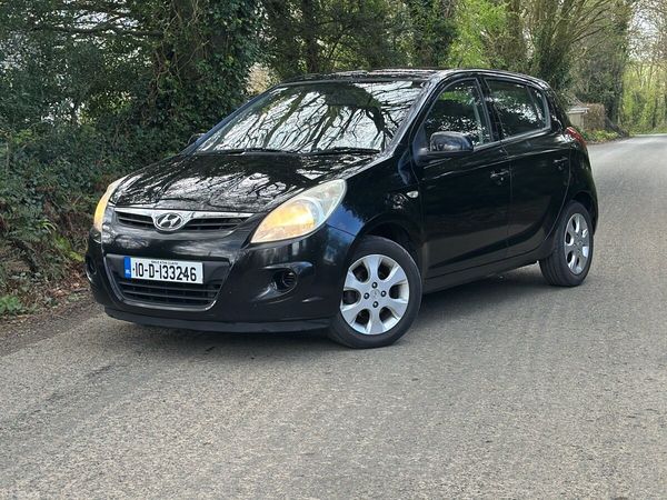 Hyundai i20 Hatchback, Diesel, 2010, Black
