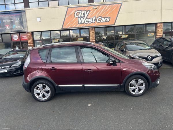 Renault Scenic Hatchback, Diesel, 2013, Red