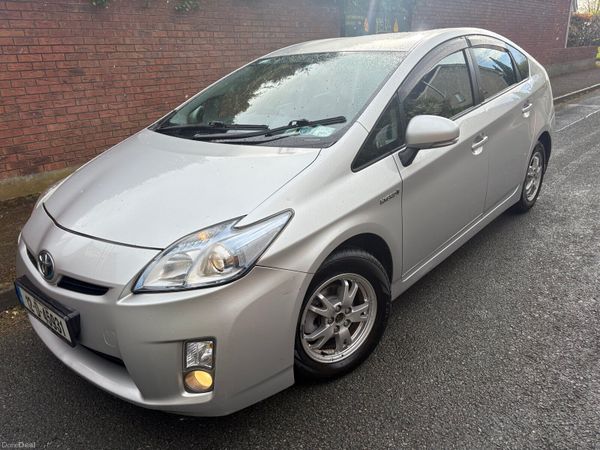 Toyota Prius Hatchback, Petrol Hybrid, 2012, Silver