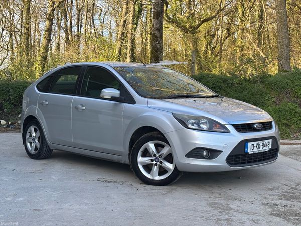 Ford Focus Hatchback, Diesel, 2010, Silver