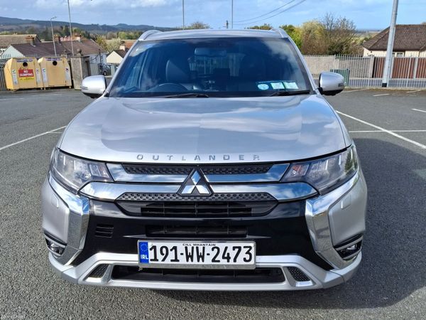 Mitsubishi Outlander SUV, Petrol Plug-in Hybrid, 2019, Silver