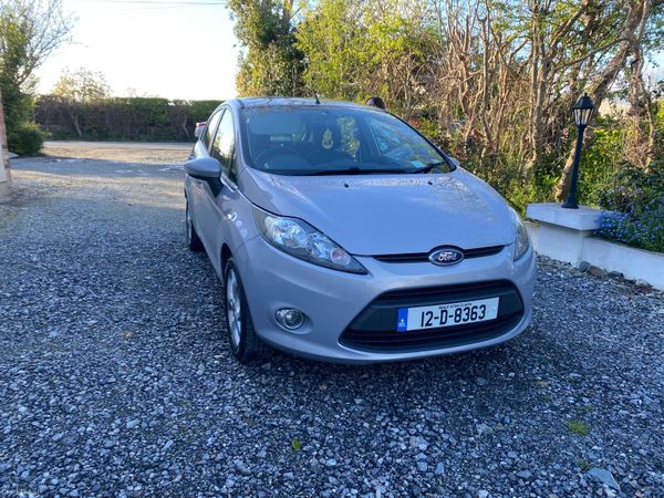 Ford Fiesta Hatchback, Petrol, 2012, Grey