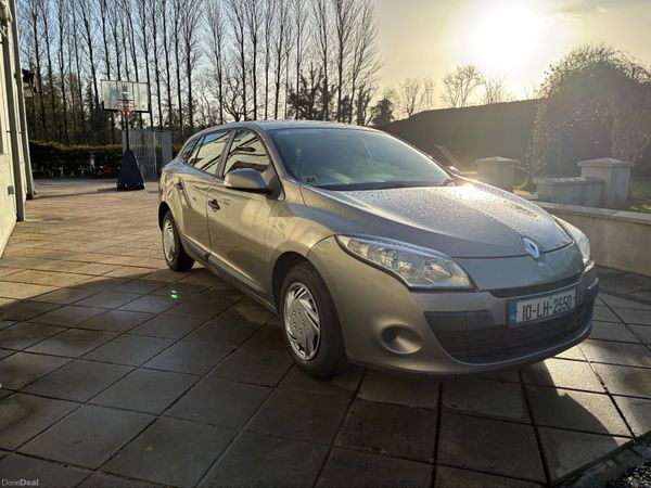 Renault Megane Estate, Diesel, 2010, Gold