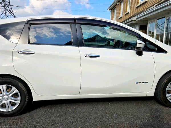 Nissan Note MPV, Petrol Hybrid, 2017, White