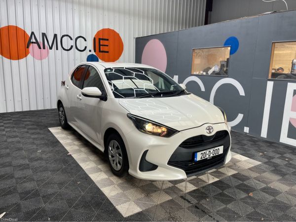 Toyota Yaris Hatchback, Petrol, 2020, White