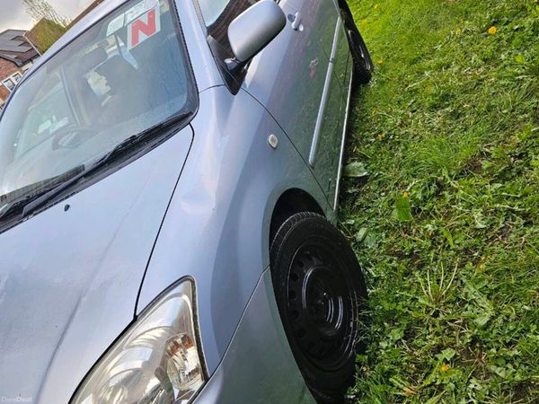 Toyota Corolla Hatchback, Petrol, 2005, Blue