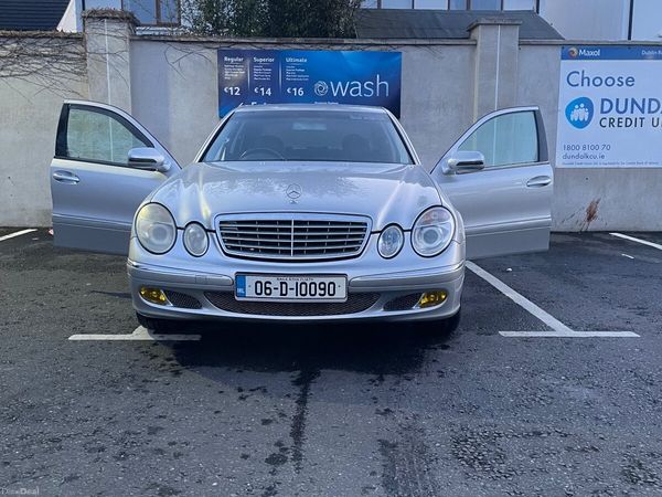 Mercedes-Benz E-Class Saloon, Petrol, 2006, Silver