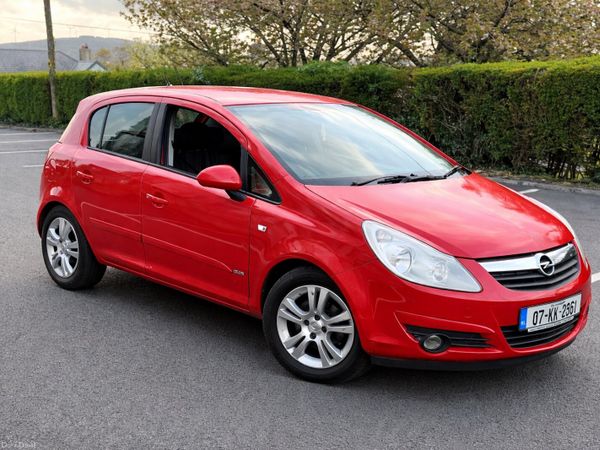 Opel Corsa Hatchback, Petrol, 2007, Red