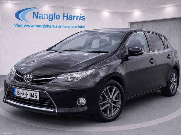 Toyota Auris Hatchback, Diesel, 2015, Black