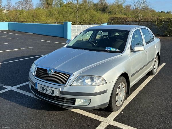 Skoda Octavia Hatchback, Petrol, 2008, Silver