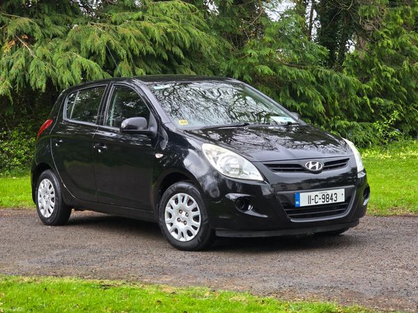 Hyundai i20 Hatchback, Petrol, 2011, Black