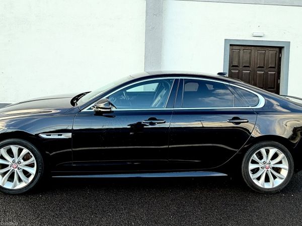 Jaguar XF Saloon, Diesel, 2016, Black