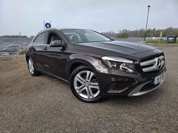 Mercedes-Benz GLA SUV, Diesel, 2015, Brown