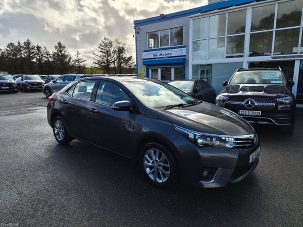 Toyota Corolla Saloon, Petrol, 2016, Grey