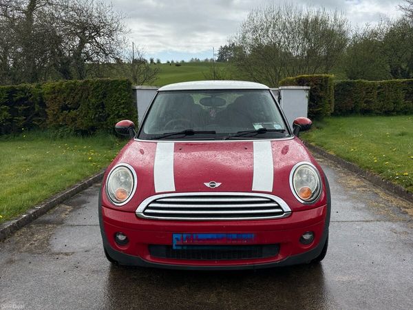 Mini Cooper Hatchback, Petrol, 2009, Red