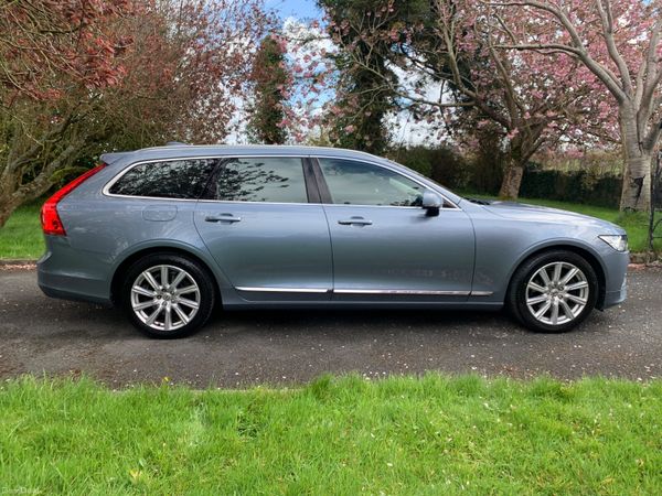 Volvo V90 Estate, Diesel, 2017, Blue