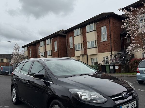 Ford Focus Estate, Petrol, 2011, Black